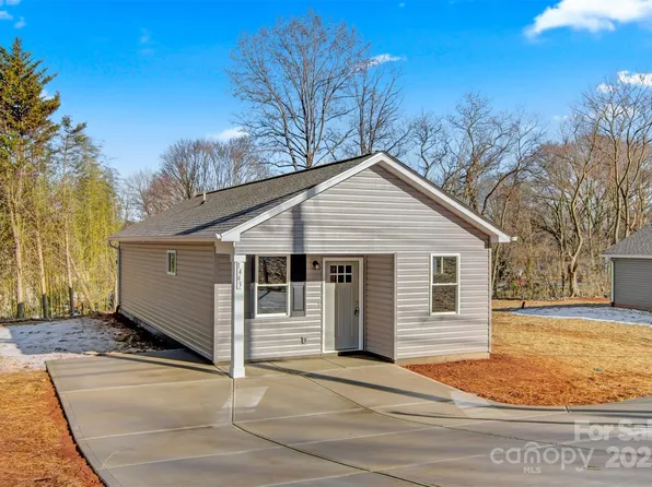 1443 Southwest Blvd, Newton, NC 28658