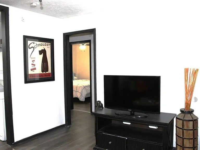 141 R L Stewart Ct — Photo 6