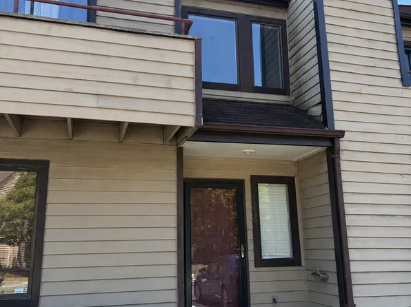 1116 N Green Dr, Newport News, VA 23602