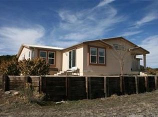 60 Thomas Rd, Edgewood, NM 87015