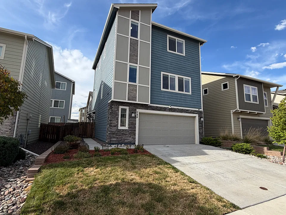 744 Endeavor Way