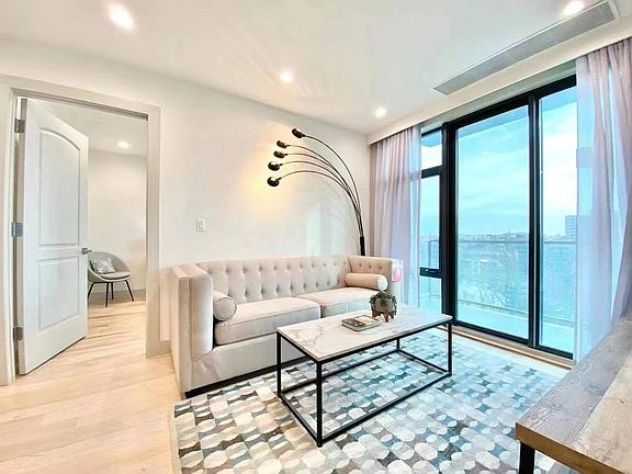 3rd image of 14126 Northern Blvd APT 4F
