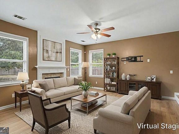 2nd image of 30 Snapdragon Ln