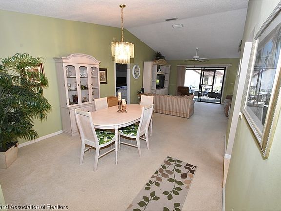 5th image of 2827 Palo Verde Dr