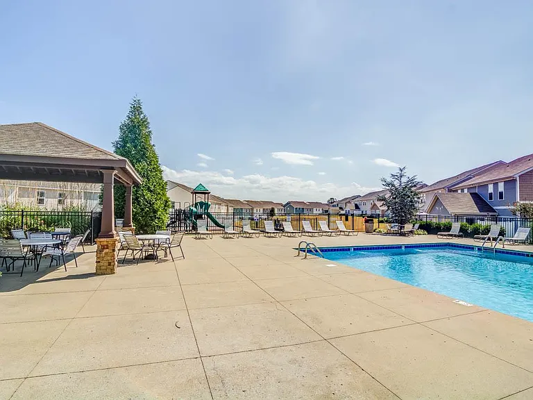 8013 Tuberose Ct — Photo 14