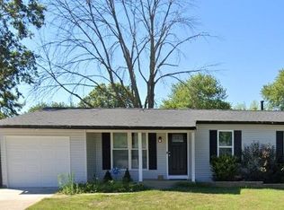 423 Fire Tree Ln, O'Fallon, MO 63368