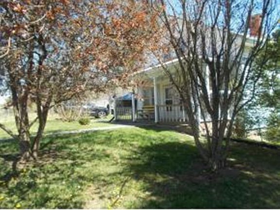 2nd image of 226 Ben Lawson Dr