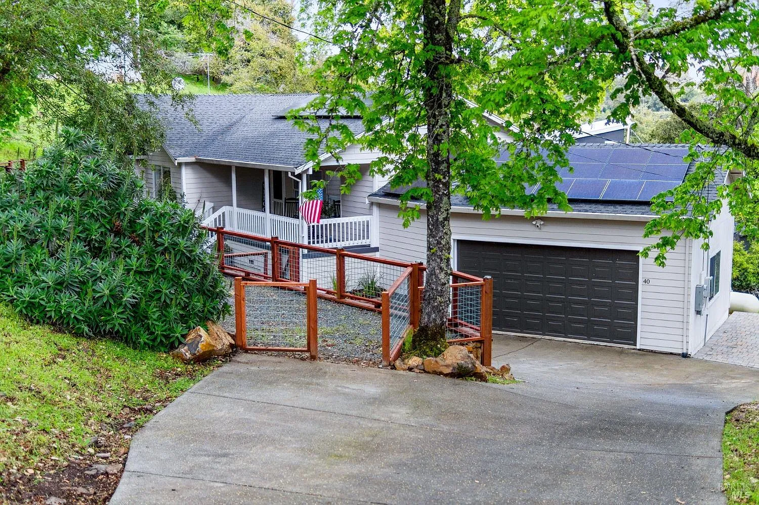 40 Ridgecrest Drive photo 1