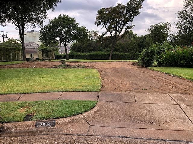 1st image of 2804 Sunny Hill Ln