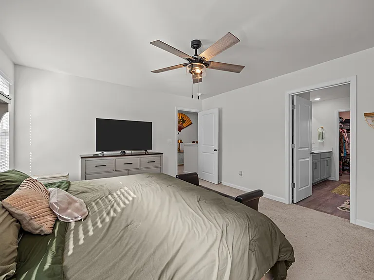1328 S Wilshire Ct — Photo 40