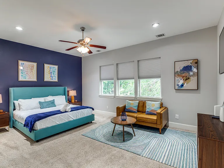 4535 Polk St — Photo 12