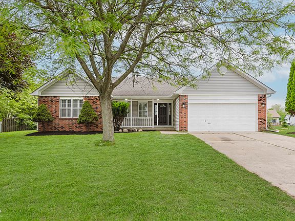 2nd image of 374 Pomona Ct