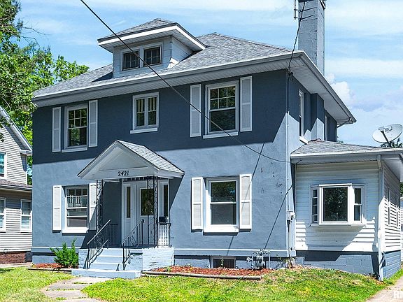 2nd image of 2421 W Moss Ave
