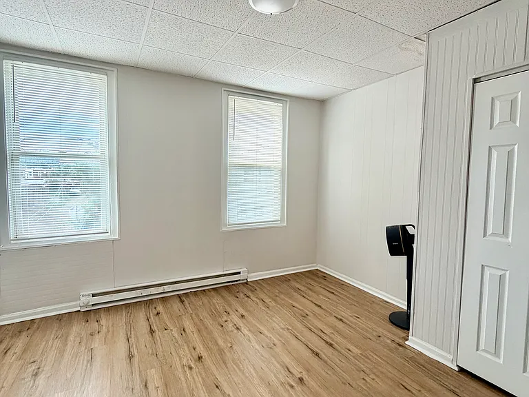 3563 Emerald St #2 — Photo 8