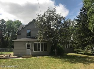 741 N 5th St, Warren, MN 56762