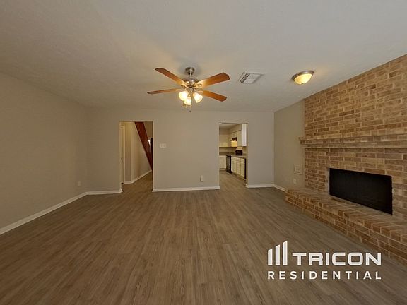 3rd image of 5511 Fairview Forest Dr