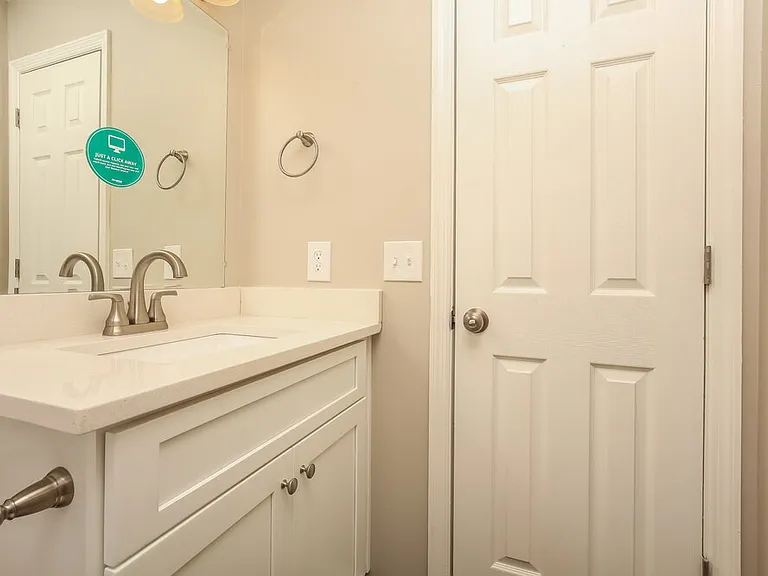 5921 Belle Oaks Pl — Photo 15