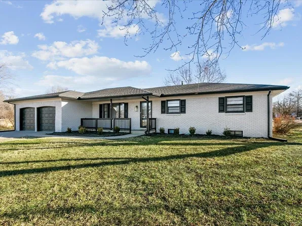 1470 S Hornecker Dr, Wichita, KS 67235