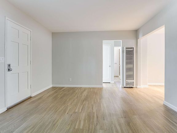 5th image of 1143 Pine St APT 3