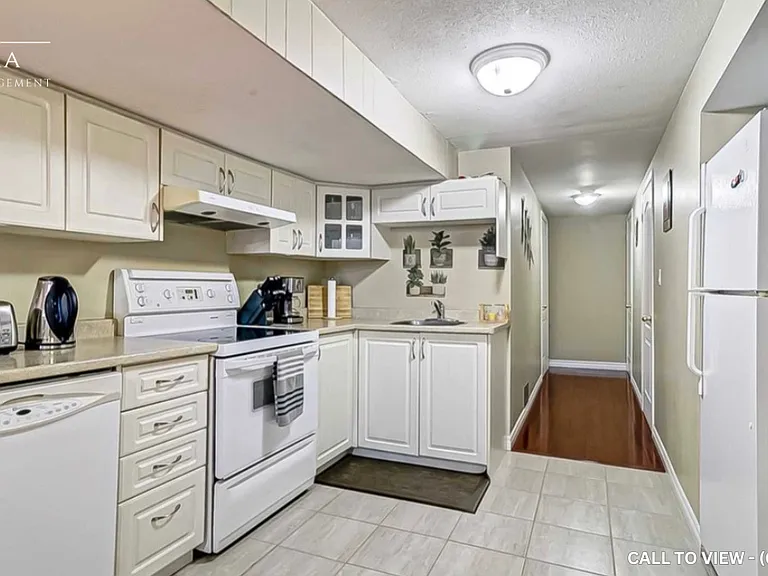 585 Montcalm Ave #2 — Photo 2
