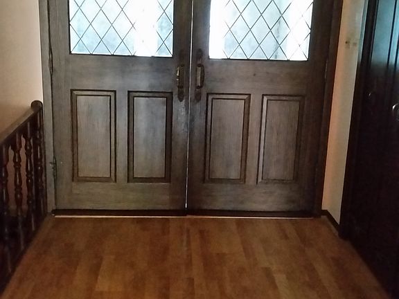 Double door entry