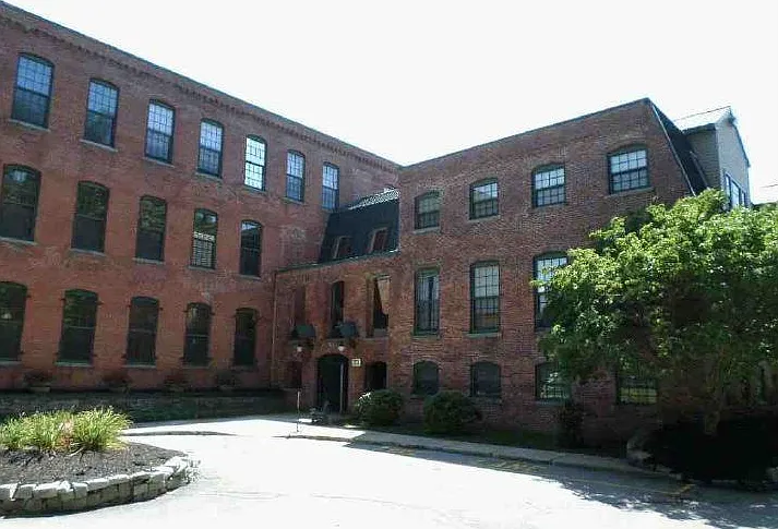 71 Princeton St — Photo 4