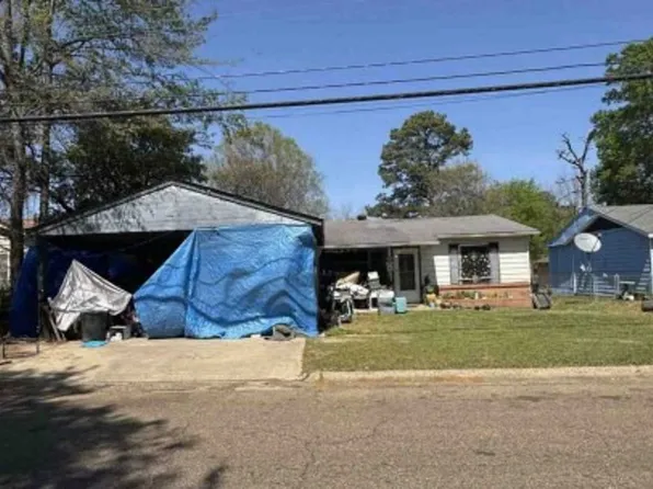 905 E 32nd St, Texarkana, AR 71854