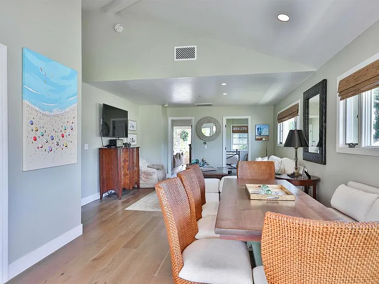 810 D Ave — Photo 8