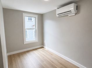 8 Cheever Ct FLOOR 2, Boston, MA 02128