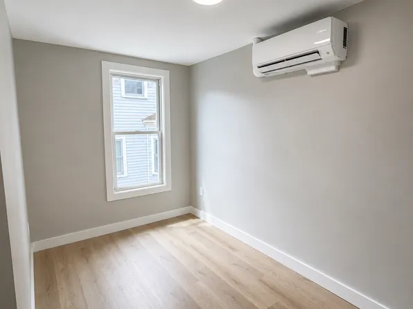 8 Cheever Ct Floor 2, Boston, MA 02128