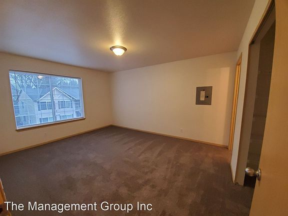 5th image of 5313 NE 66th Ave #A8