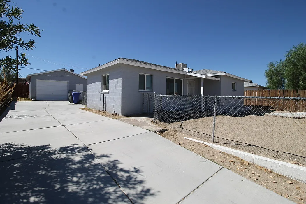 2 bed, 765 sqft, $1,600 — Photo 4