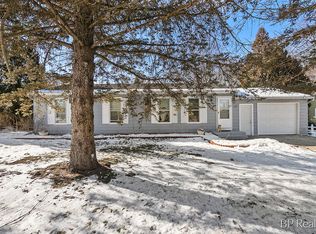 5921 Glenbrook Ave SE, Grand Rapids, MI 49508
