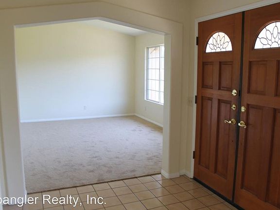 5th image of 10389 Stonehurst Dr