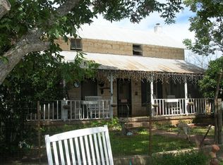 28 Jost Dr, Fredericksburg, TX 78624