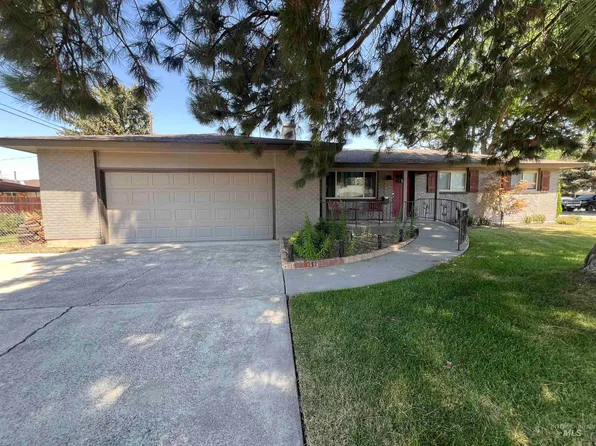 760 E 16 N, Mountain Home, ID 83647