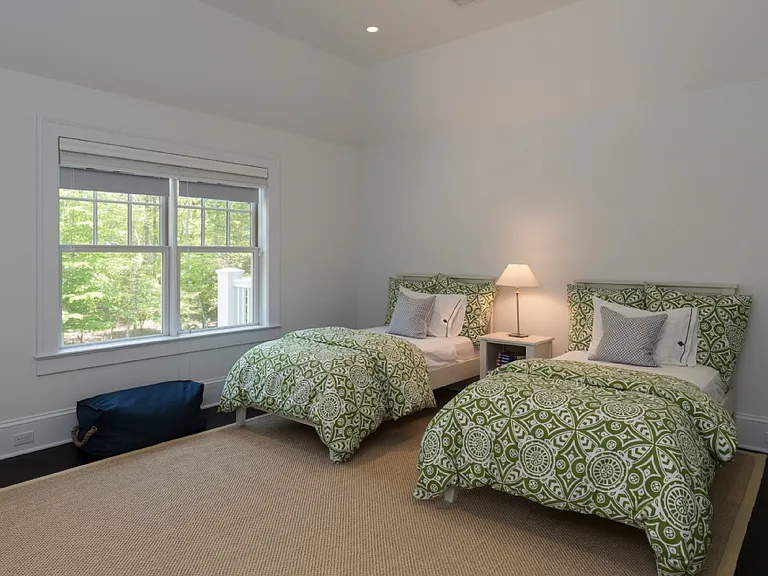 26 Golf Club Dr — Photo 15