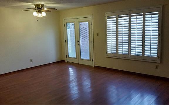 5th image of 8609 Hopewell Dr