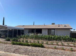 1016 E Mescal Dr, Pearce, AZ 85625