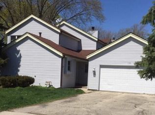 1116 N Alpine Rd #S, Rockford, IL 61107