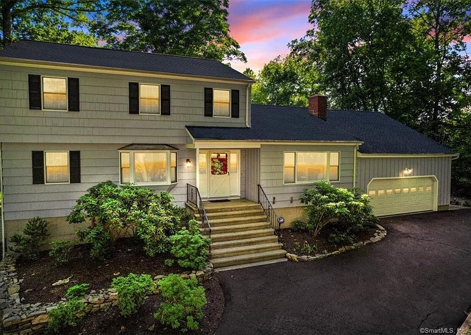 43 Cranbury Rd, Norwalk, CT 06851 Zillow
