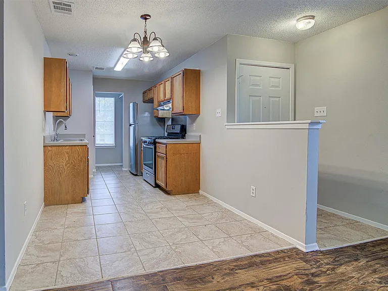 8116 W Gate Blvd #B — Photo 7