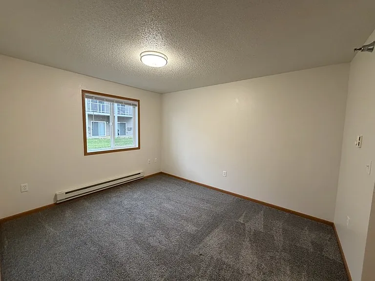 The Summers at Osgood Apartments — Photo 7