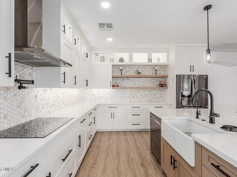 6404 W Black Hill Rd — Photo 15