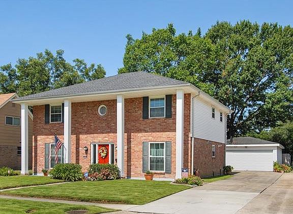 2nd image of 3611 Plymouth Pl