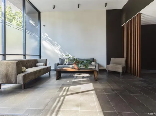 111 Monroe Street image 26 of 27