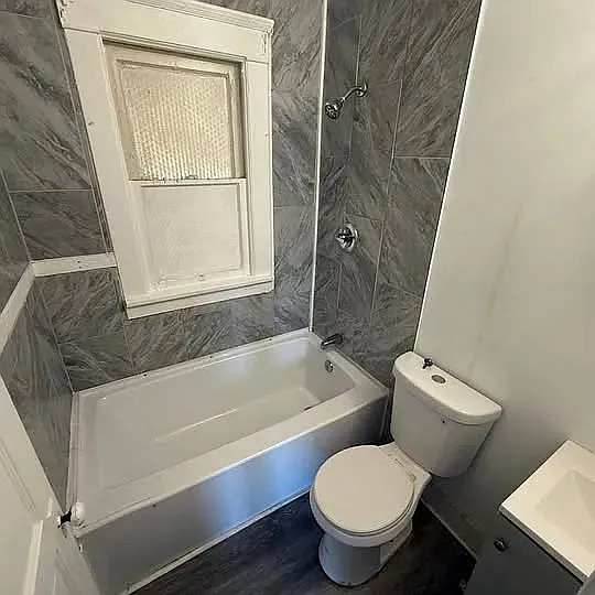 700 E 117th St #1 — Photo 10