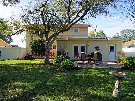 2nd image of 4807 Bay Crest Dr