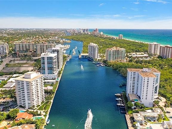 3rd image of 888 Intracoastal Dr APT 4G