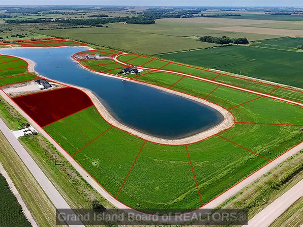 17 Bald Eagle Dr, Chapman, NE 68827